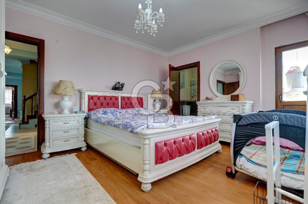 Teraslı, Hamamlı 4+2 Dubleks Daire - Finans Merkezi Yakını