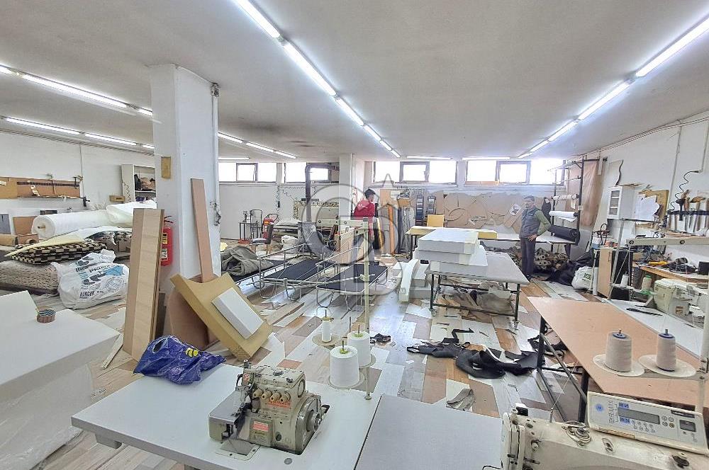 Marmara Sanayi Sitesi’nde Satılık 900 m² 3 Katlı İşyeri!