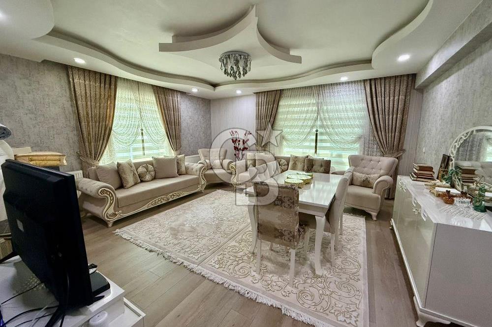 ELMADAĞ KAFELER CADDESİNDE YENİ BİNADA GENİŞ LÜKS SATILIK DAİRE