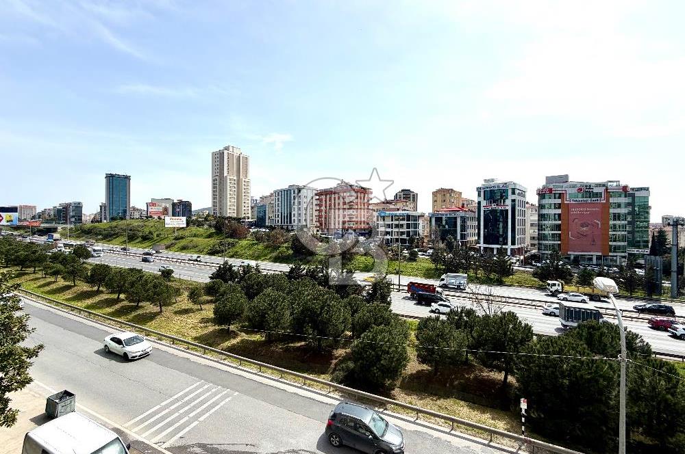 Ataşehir İFM'ye Komşu Tem Cepheli Kiralık Ofis Katı