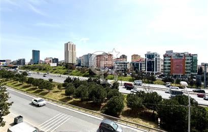Ataşehir İFM'ye Komşu Tem Cepheli Kiralık Ofis Katı
