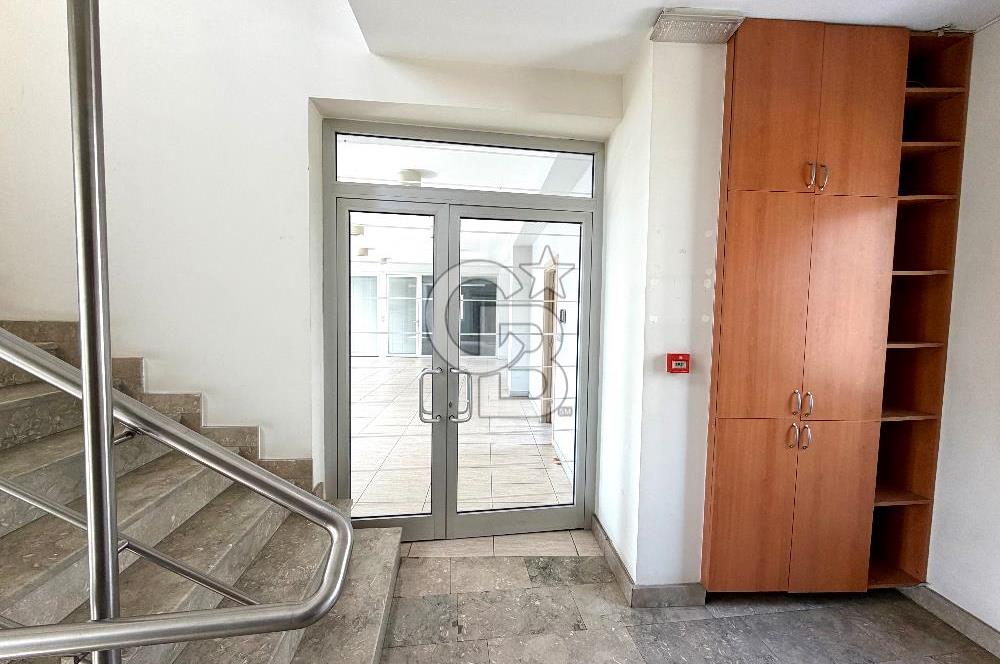 Ataşehir İFM'ye Komşu Tem Cepheli Kiralık Ofis Katı