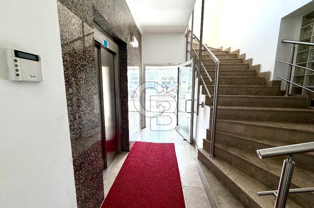 Ataşehir İFM'ye Komşu Tem Cepheli Kiralık Ofis Katı