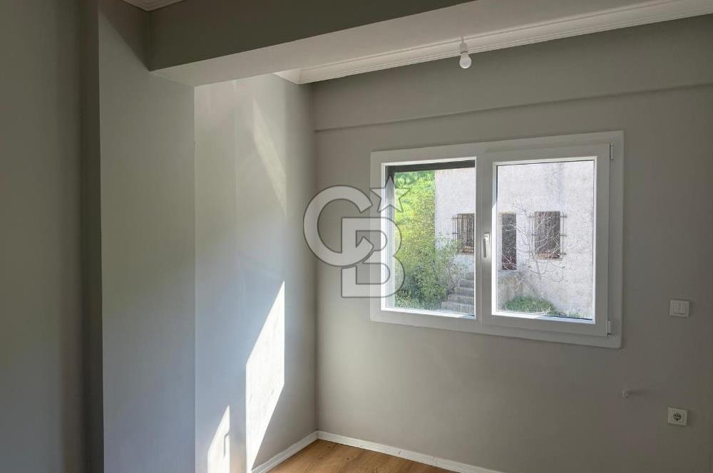 Foça Kazım Dirik Mah. Kiralık 2+1 Daire
