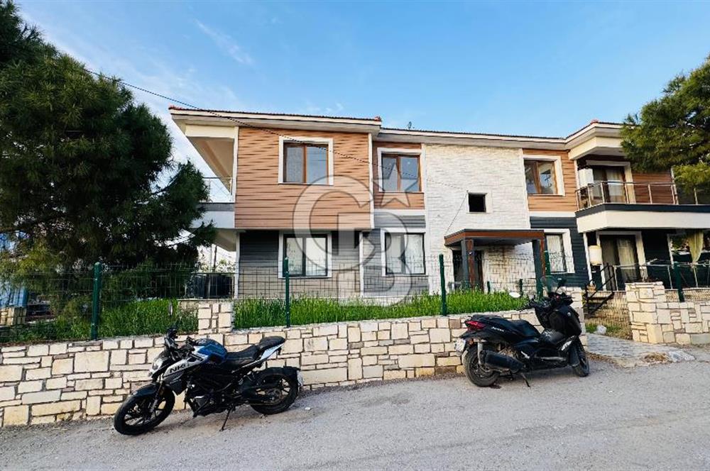 Foça Kazım Dirik Mah. Kiralık 2+1 Daire