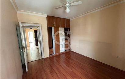 Bostanlı merkezde deniz manzaralı ferah ve aydınlık daire