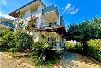 Şehirin ve Doğanın İçinde Satılık 4+1 Tripleks Villa - 1 - 344071