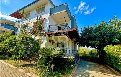 Şehirin ve Doğanın İçinde Satılık 4+1 Tripleks Villa