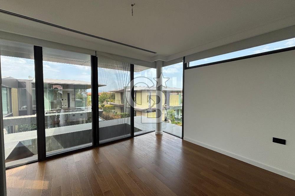 Folkart Ilıca'da 4+1 Kiralık Villa