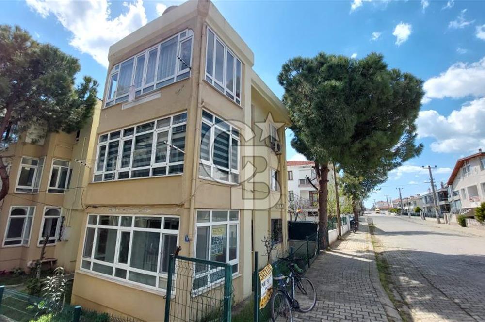 ŞARKÖY' CUMHURİYET'TE DENİZE YAKIN 2+1 SATILIK DAİRE