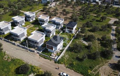 ALİAĞA İNCİRLİK 2' DE SATILIK 3+1 VİLLA