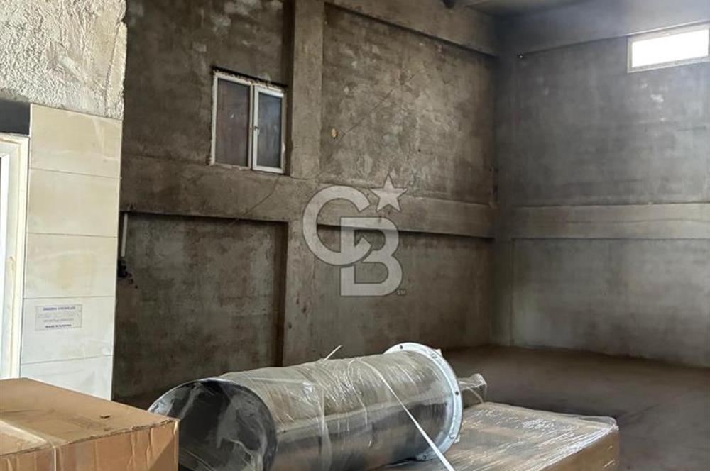 ANKARA POLATLI YENİ SANAYİDE SATILIK CADDE ÜZERİ DÜKKAN