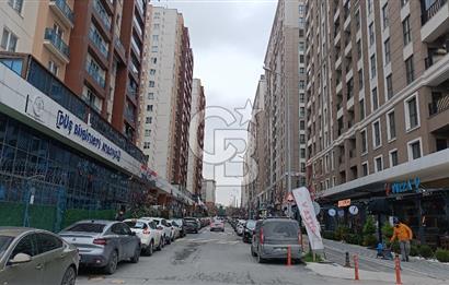 BEYLİKDÜZÜ DEMİR ROMANCE SİTESİNDE KİRALIK 3+1TERASLI DAİRE