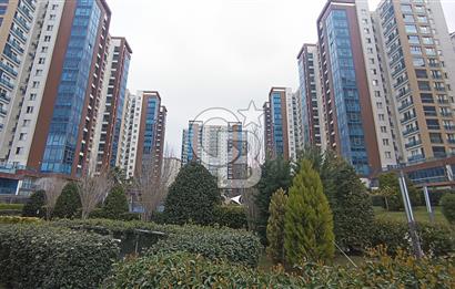 BEYLİKDÜZÜ DEMİR ROMANCE SİTESİNDE KİRALIK 3+1TERASLI DAİRE