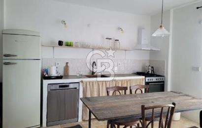 Ayvalık Küçükköy Havuzlu Sitede Eşyalı Kiralık 1+1 Daire 