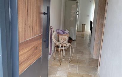 Ayvalık Küçükköy Havuzlu Sitede Eşyalı Kiralık 1+1 Daire 