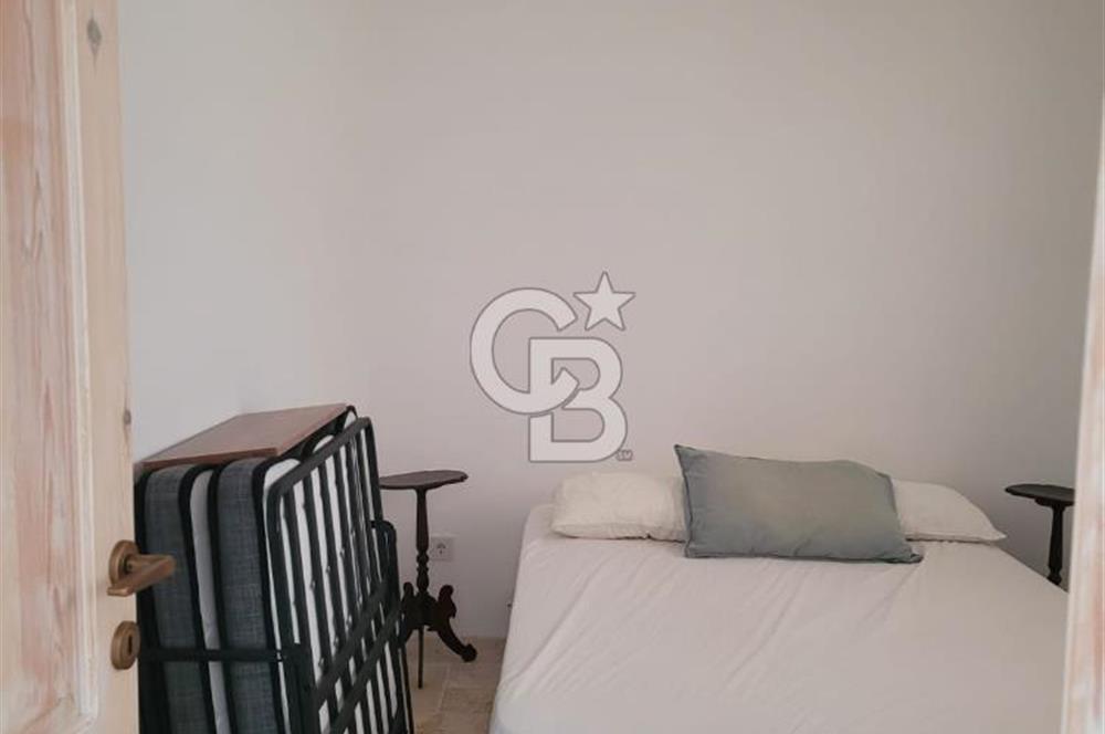 Ayvalık Küçükköy Havuzlu Sitede Eşyalı Kiralık 1+1 Daire 