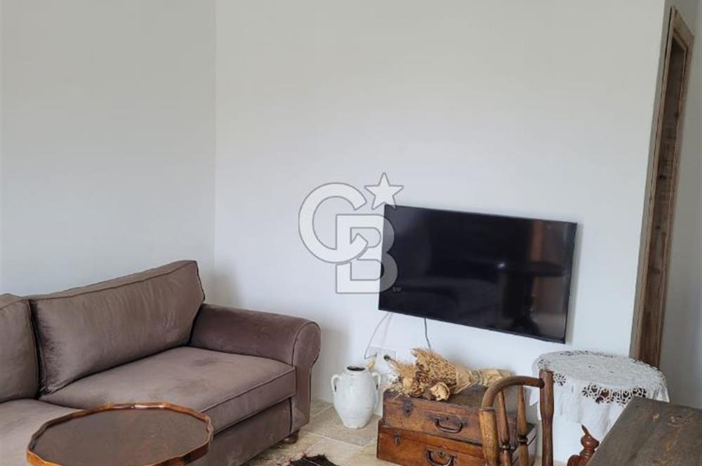 Ayvalık Küçükköy Havuzlu Sitede Eşyalı Kiralık 1+1 Daire 