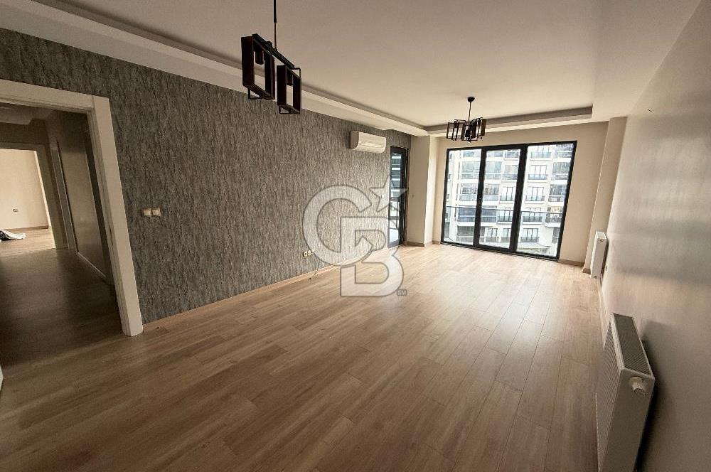 ÖZLEM1 SİTESİNDE 3+1 CAM BALKONLU ARAKAT KİRALIK DAİRE