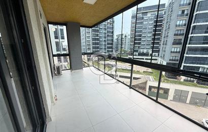 ÖZLEM1 SİTESİNDE 3+1 CAM BALKONLU ARAKAT KİRALIK DAİRE
