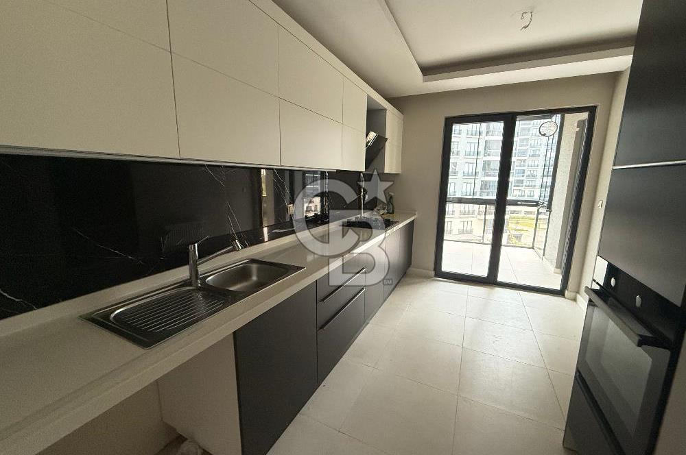 ÖZLEM1 SİTESİNDE 3+1 CAM BALKONLU ARAKAT KİRALIK DAİRE
