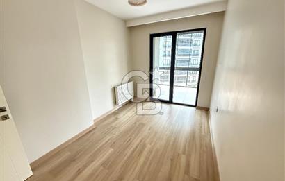 ÖZLEM1 SİTESİNDE 3+1 CAM BALKONLU ARAKAT KİRALIK DAİRE