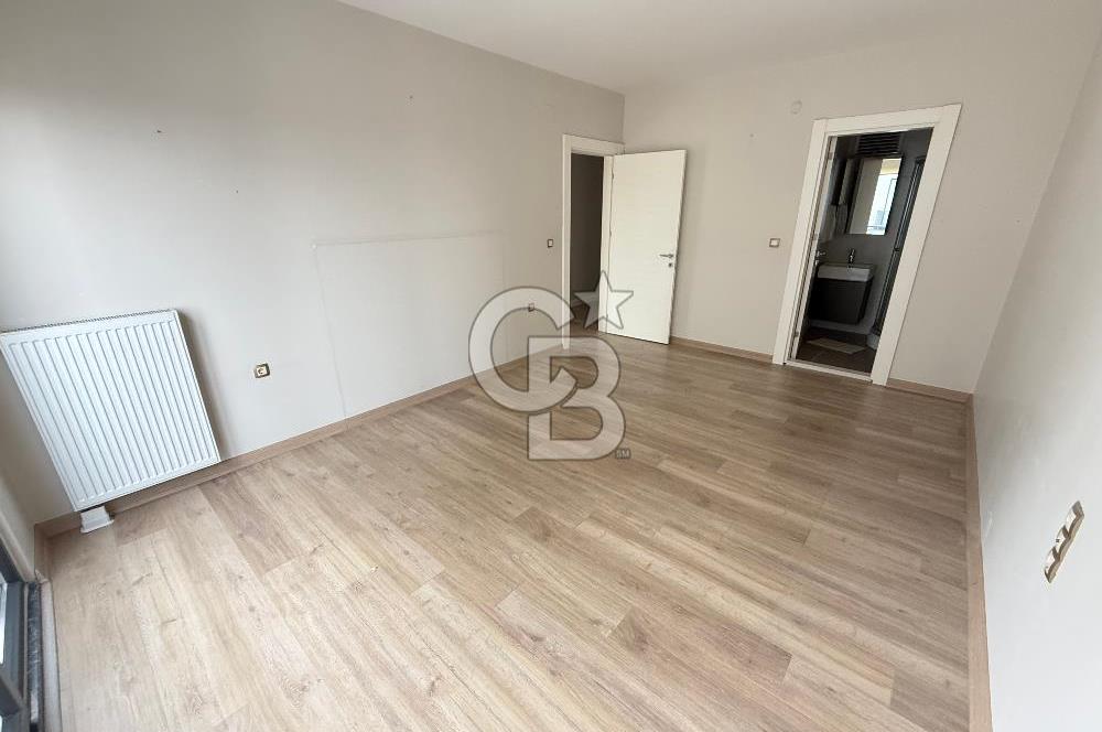 ÖZLEM1 SİTESİNDE 3+1 CAM BALKONLU ARAKAT KİRALIK DAİRE
