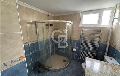 Bostanlı merkezde deniz manzaralı ferah ve aydınlık daire