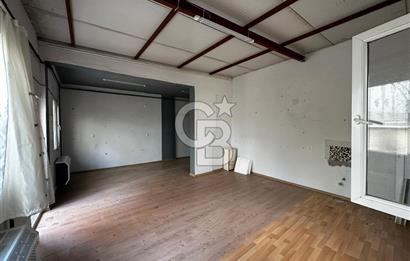 Turgutlu Cumhuriyet’te Ana Yola Yakın | Bahçeli, Depolu, Geniş Kullanımlı Ticari Dükkan