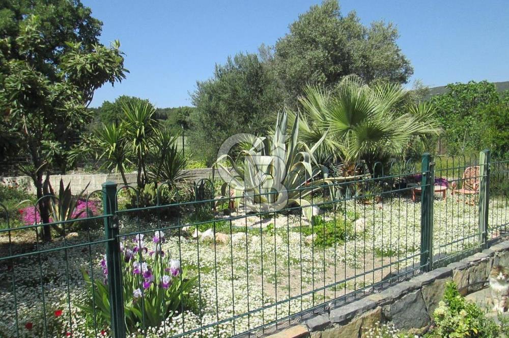 İzmir Urla Özbek de sınırsız potansiyelli villa
