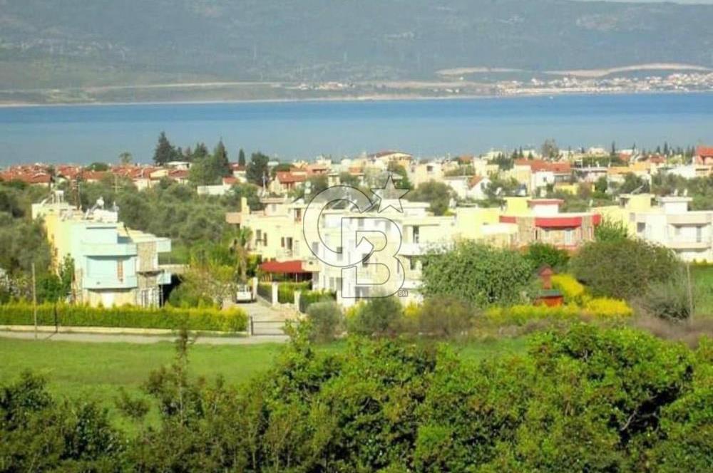 İzmir Urla Özbek de sınırsız potansiyelli villa