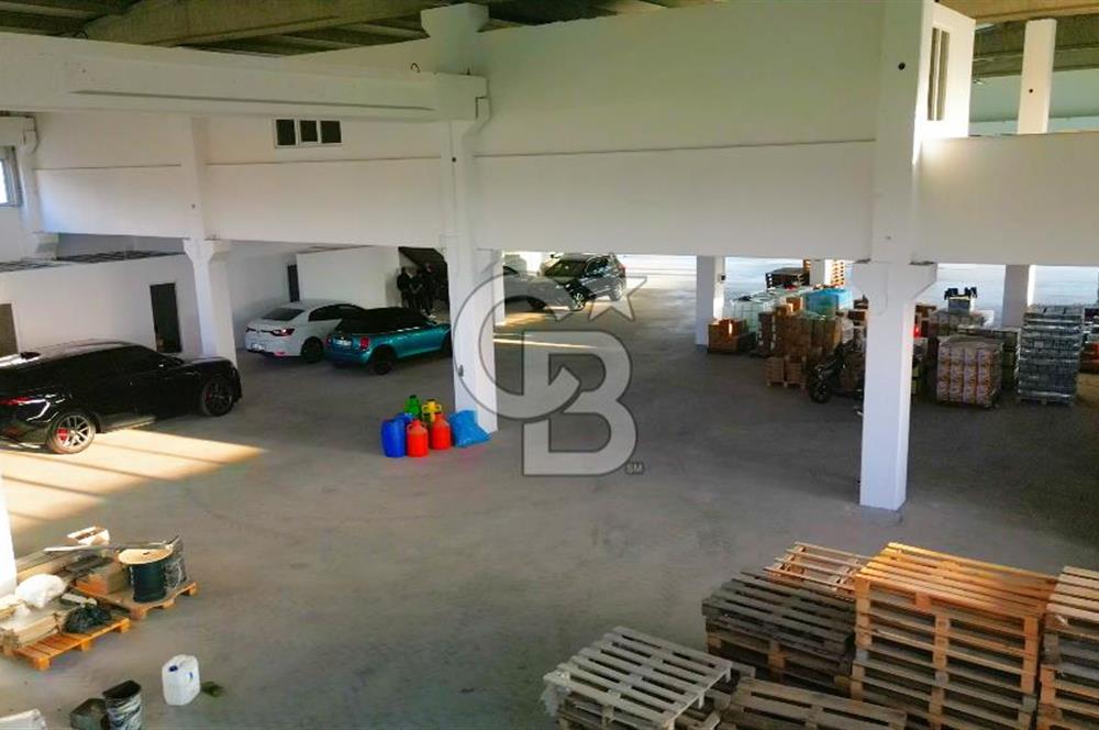 SALİHPAŞALAR'DA KURUMSAL'A KİRALIK 3300 M2 " PLAZA & SHOWROOM "