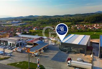 SALİHPAŞALAR'DA KURUMSAL'A KİRALIK 3300 M2 " PLAZA & SHOWROOM " - 11 - 344136