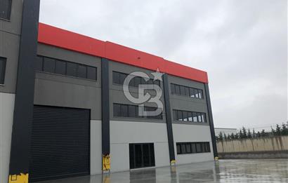 Muradiye Organize’de 1450m2 Kiralık Köşe Fabrika