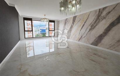 Kaşüstü Orna Park'ta Satılık Deniz Manzaralı 196 m² Lüks Daire
