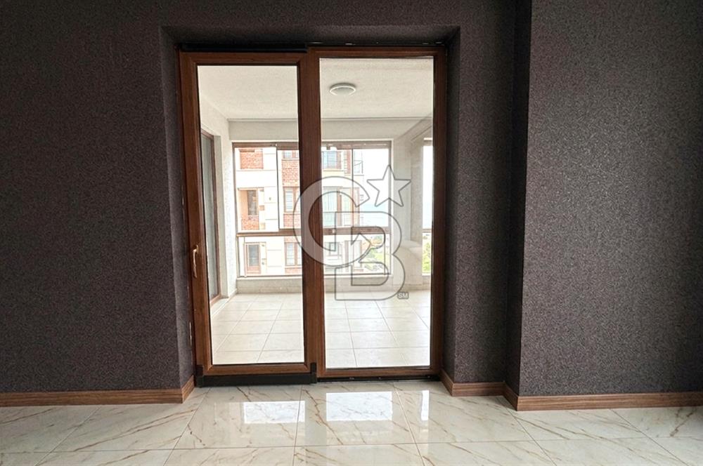 Kaşüstü Orna Park'ta Satılık Deniz Manzaralı 196 m² Lüks Daire