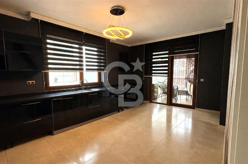 Kaşüstü Orna Park'ta Satılık Deniz Manzaralı 196 m² Lüks Daire