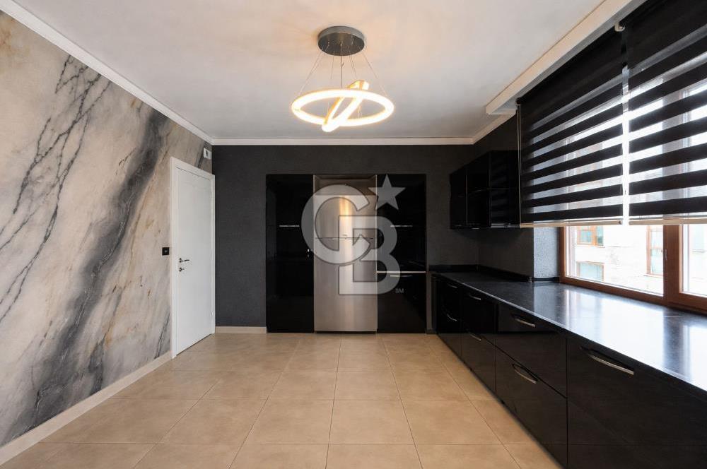 Kaşüstü Orna Park'ta Satılık Deniz Manzaralı 196 m² Lüks Daire