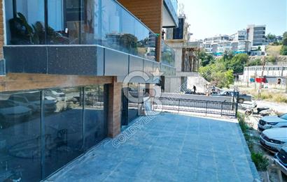 Kuşadası İkiçeşmelik'te Kiralık Köşe Konumlu Mağaza