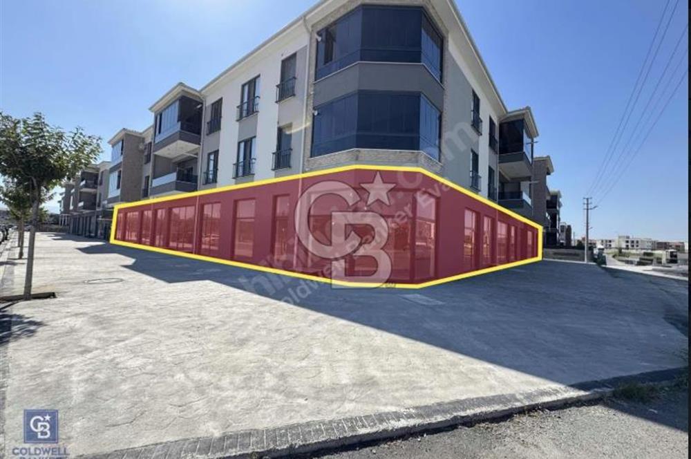 ŞEHRİN PARLAYAN BÖLGESİNDE KİRALIK KÖŞE DÜKKANLAR