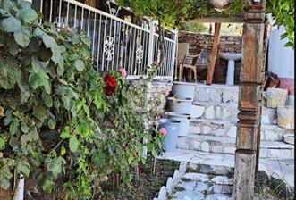 KULA GÖLETİ MANZARALI 7700 M2 BÜYÜKLÜĞÜNDE SATILIK MEYVE BAHÇESİ - 3 - 344189