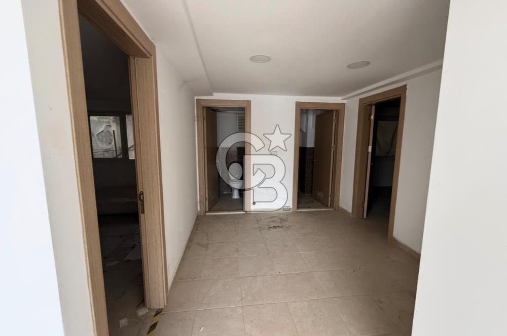 Muradiye Organize’de 1450m2 Kiralık Köşe Fabrika