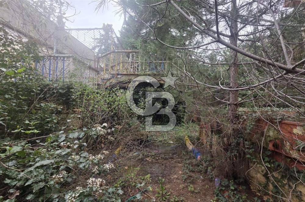 ÇAMLICA'DA SATILIK ANAOKULU VE ARSASI