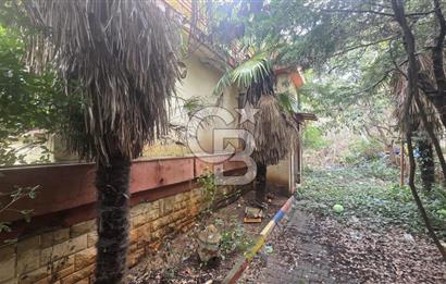 ÇAMLICA'DA SATILIK ANAOKULU VE ARSASI