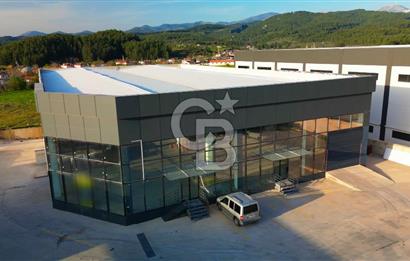 SALİHPAŞALAR'DA KURUMSAL'A KİRALIK 3300 M2 " PLAZA & SHOWROOM "