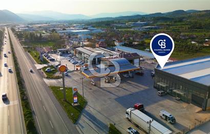 SALİHPAŞALAR'DA KURUMSAL'A KİRALIK 3300 M2 " PLAZA & SHOWROOM "