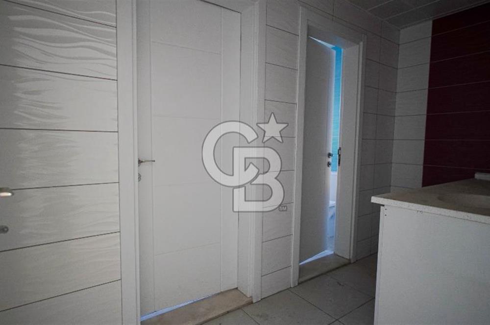 SALİHPAŞALAR'DA KURUMSAL'A KİRALIK 3300 M2 " PLAZA & SHOWROOM "