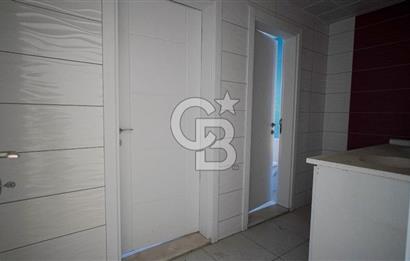 SALİHPAŞALAR'DA KURUMSAL'A KİRALIK 3300 M2 " PLAZA & SHOWROOM "