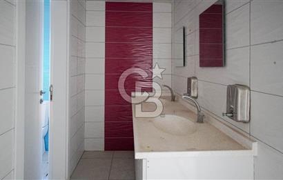 SALİHPAŞALAR'DA KURUMSAL'A KİRALIK 3300 M2 " PLAZA & SHOWROOM "