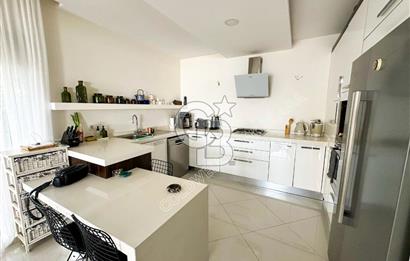 Kuşadası’nda Eşsiz Yaşam Fırsatı Deniz Manzaralı 4+1  Bahçe Dubleksi 